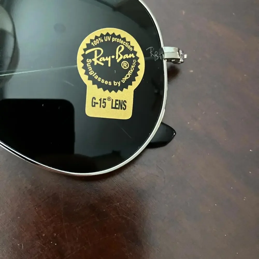 Ray-Ban Silver Frame Sunglasses with Dark Green-Black Lenses‎ B3025 58mm